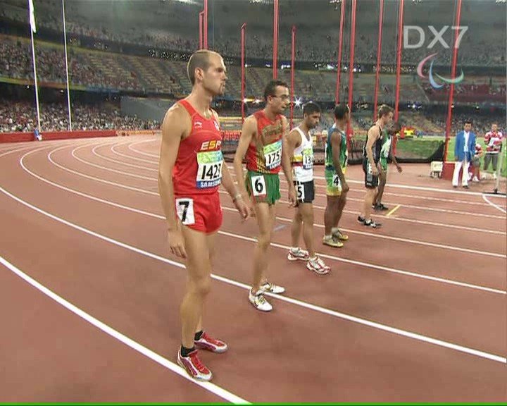 Foto de la salida de los 1500 metros donde estamos todos los participantes de la 2ª semifinal